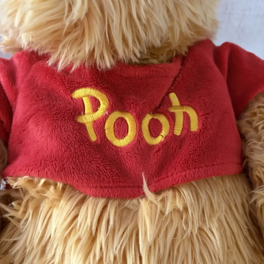 Winnie the Pooh Huge Shaggy Long Hair Disney Store Exclusive Stuffed‎ Animal